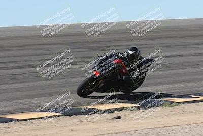 media/Oct-13-2025-Moto Forza (Mon) [[a66d839500]]/3-B Group/Session 2 (Bowl)/